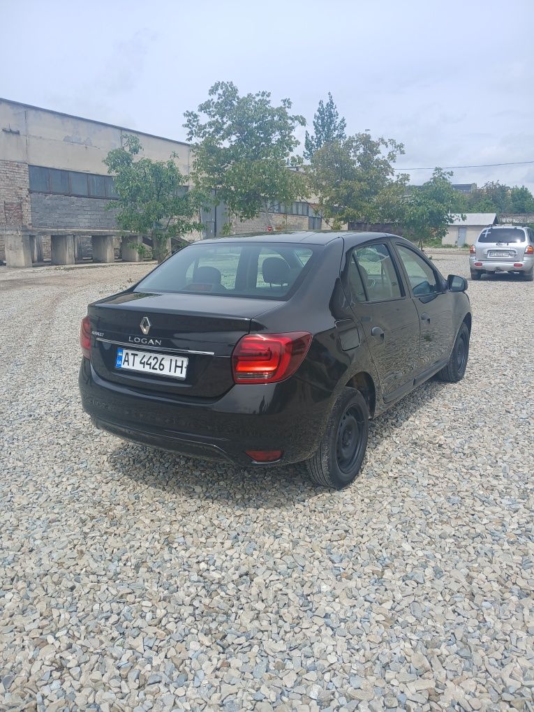 Продаж авто Renault logan