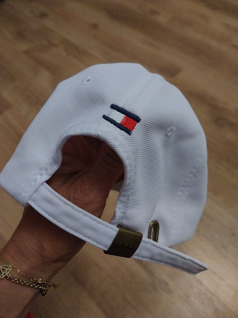 Czapka z daszkiem Tommy  Hilfiger.