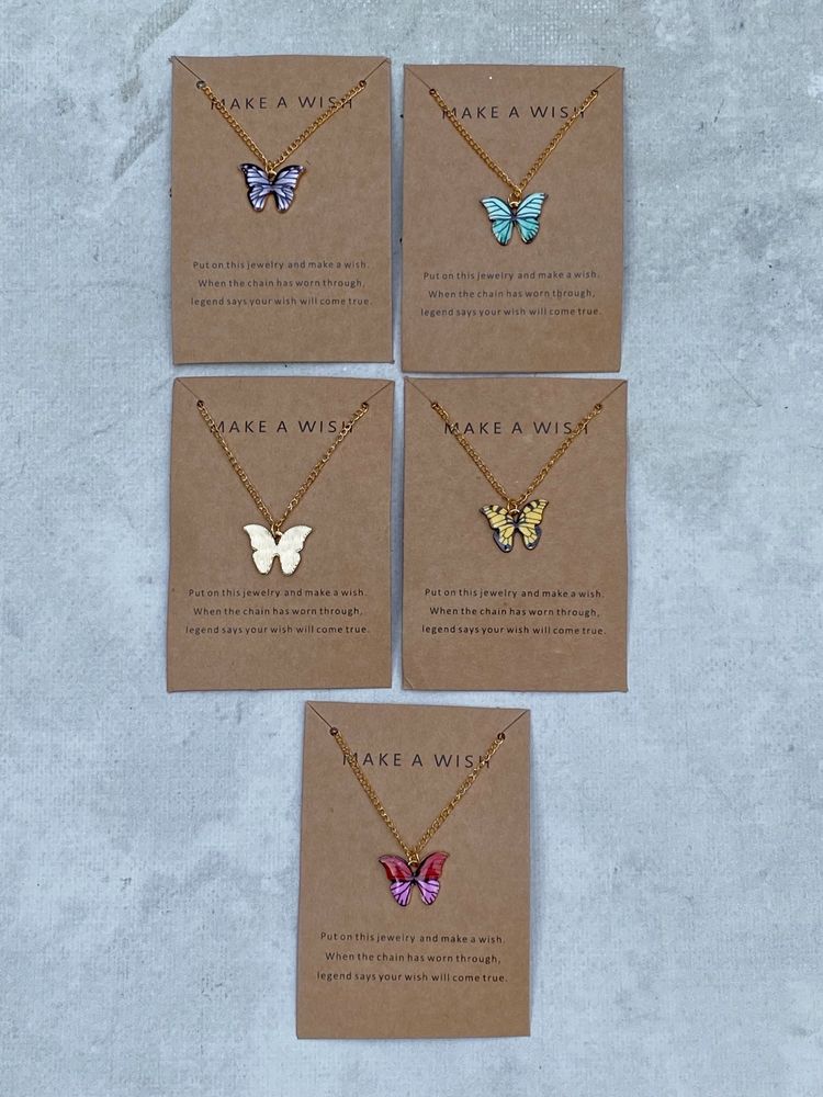 Nowy zestaw naszyjników z motylem w różnych kolorach i dużym wyborem