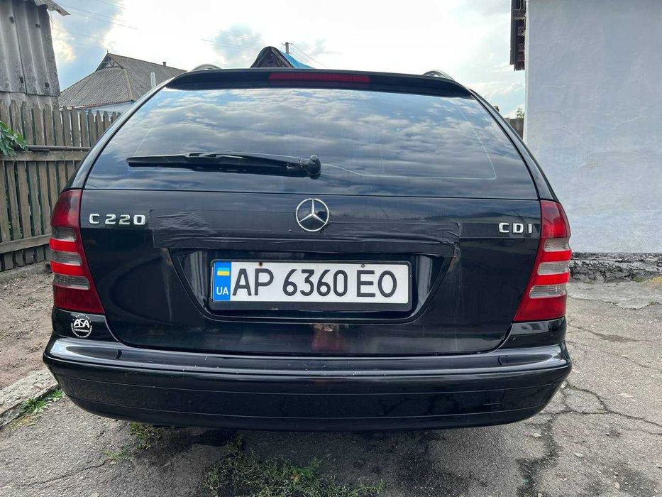 Mercedes-Benz C-Class 2003 2.2 Дизель