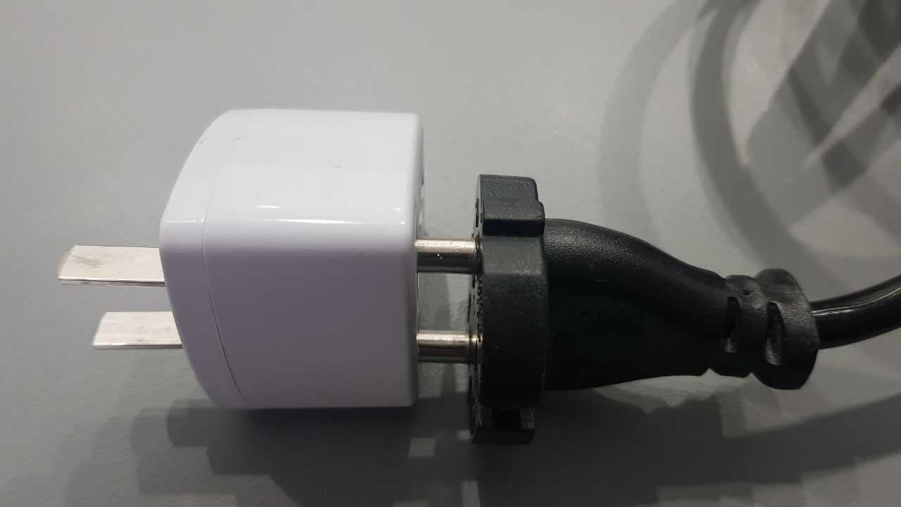 Przejściówka na gniazdka EU-US EU-USA UE-USA adapter na wyjazd wakacje