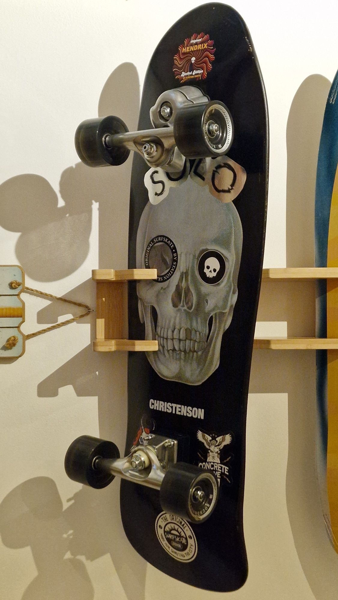 Deck / tábua Surfskate Yow Skalle 34" como novo