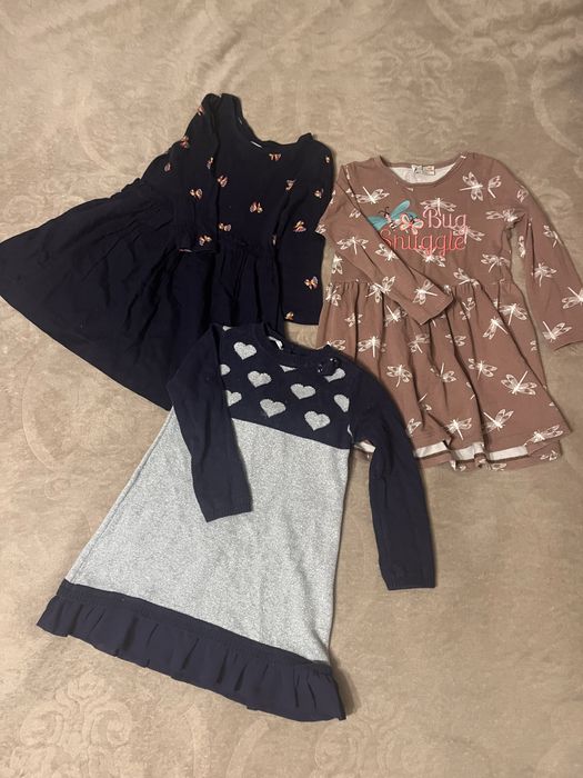 Продам сукню на дівчинку 3-4роки-250грн