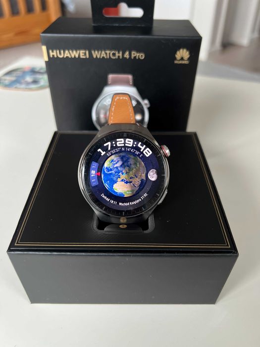 smartwatch HUAWEI Watch 4 PRO na gwarancji/ zostało 20 m-cy + paski