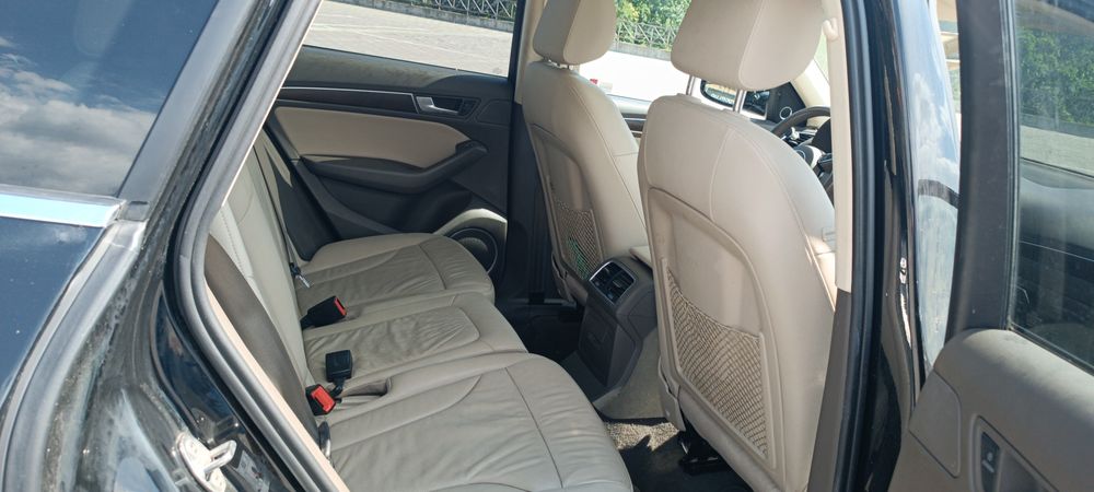 Audi Q5 Premium plus 3л