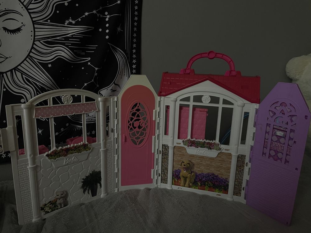Oryginalny domek Barbie Mattel z funkcjami dźwiękowymi