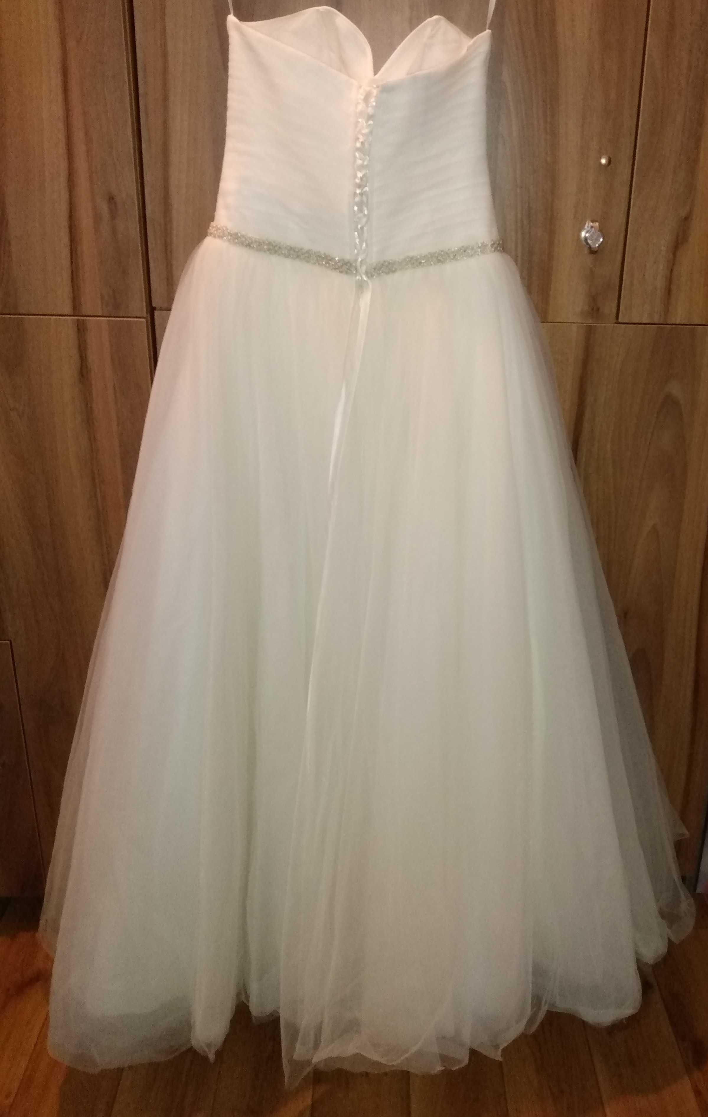 Suknia ślubna w rozmiarze 38 regulowany gorset