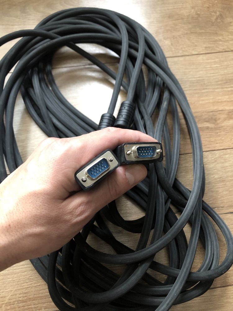 VGA  кабель 15 метрів