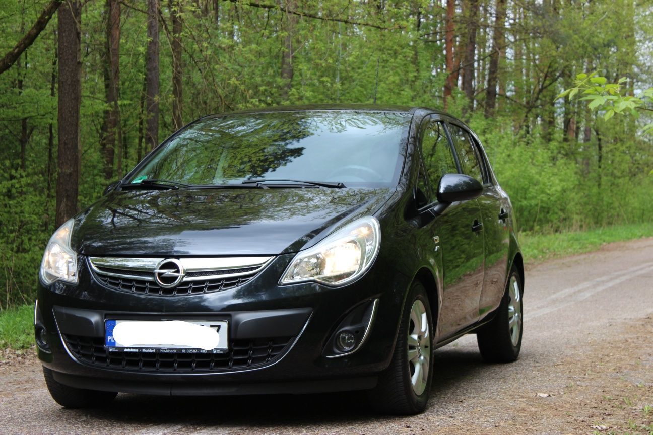 Opel Corsa  1.4  2013 rok