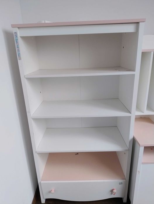 Meble dla dziewczynki