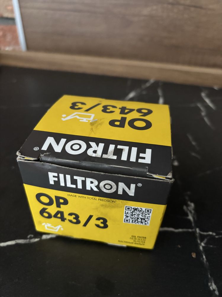 Filtr oleju FILTRON OP643/3