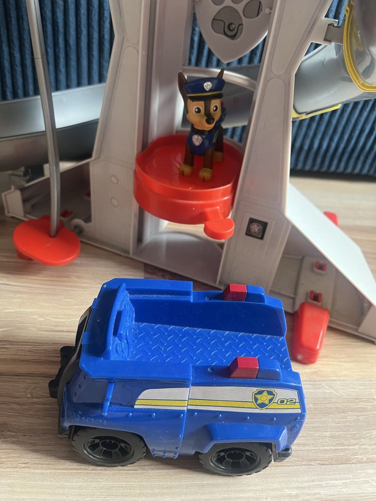 Baza psi patrol i pojazd chase'a