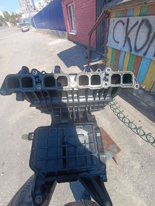 Коллектор Мазда турбо сх50 сх30 3bp