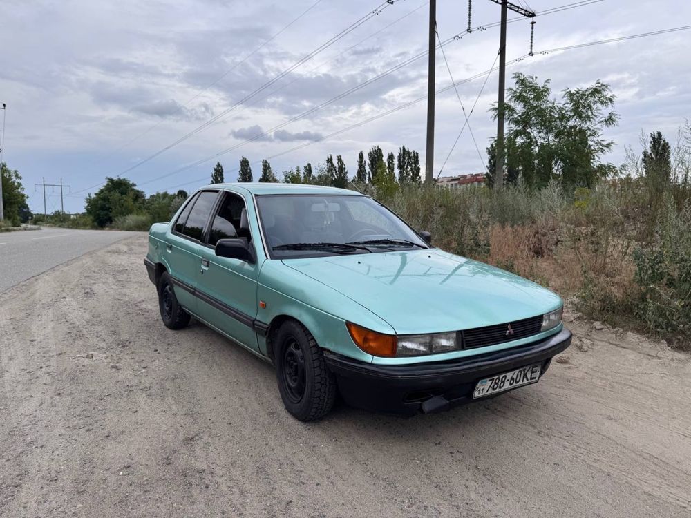 Продам Мицубиси Ланцер 1.5
