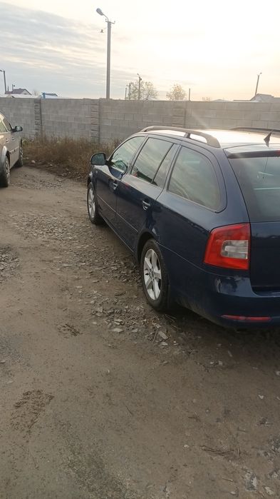 Продам економну шкоду в хорошому стані