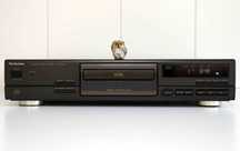 Technics SL-PG 390 Compact Disc Player