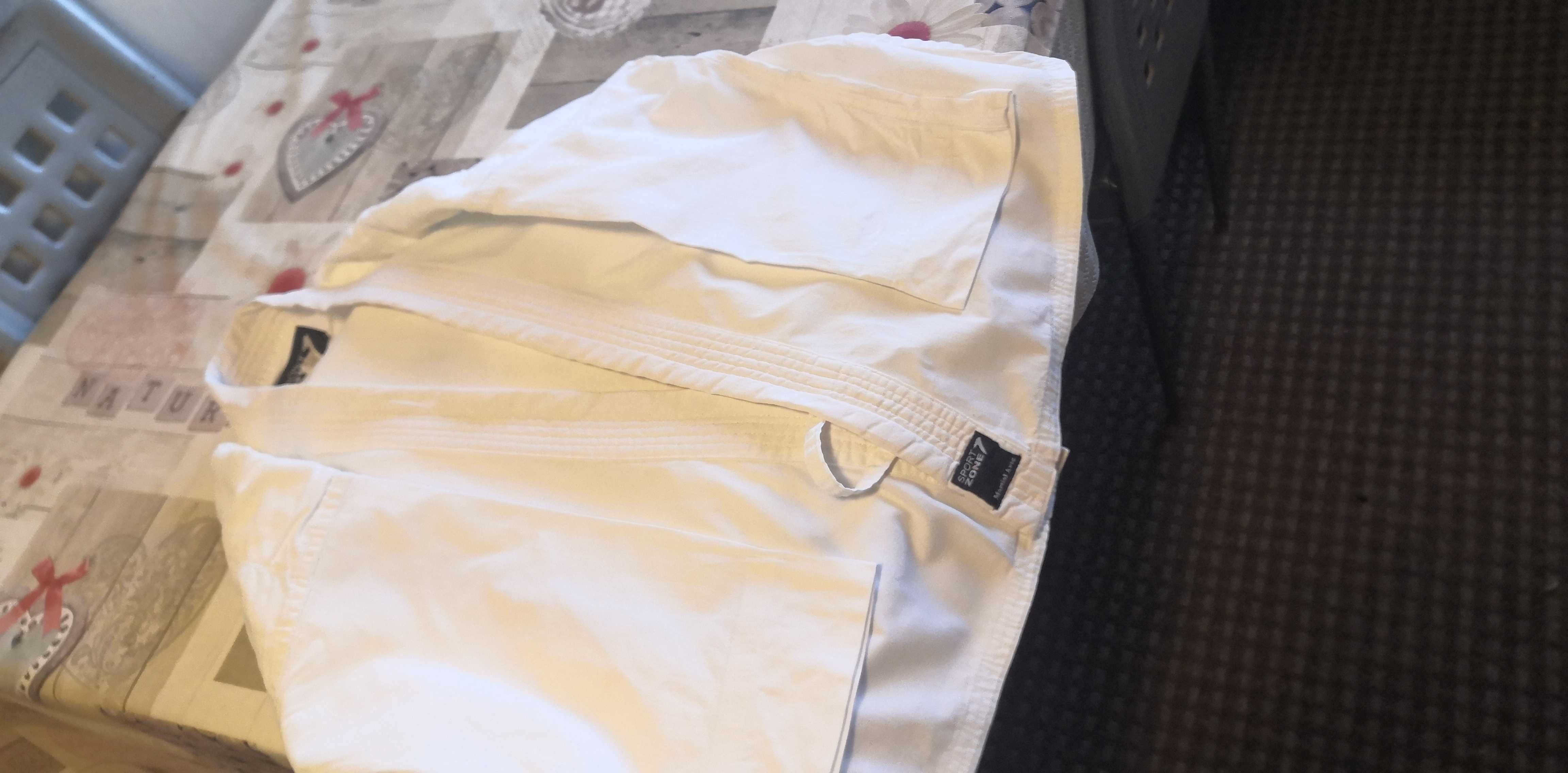 Kimono de karate para criança