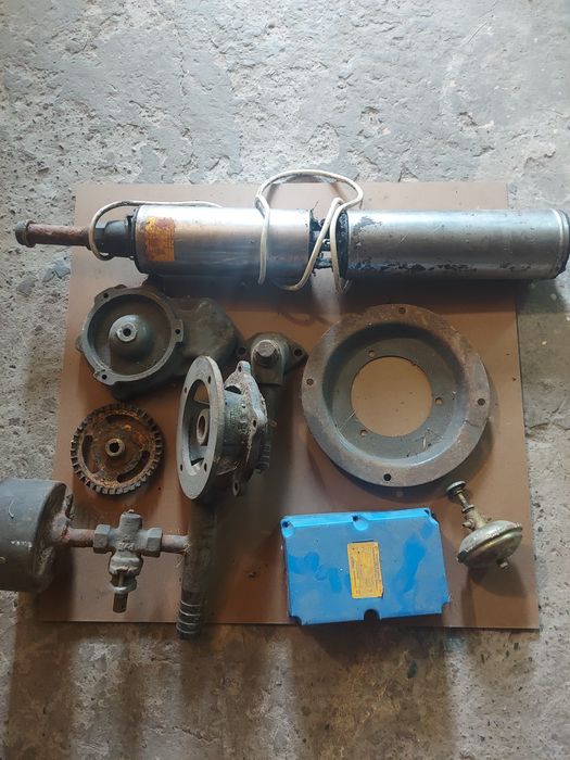 Насос під перемотку+запчастини+насос омиватіля ножной