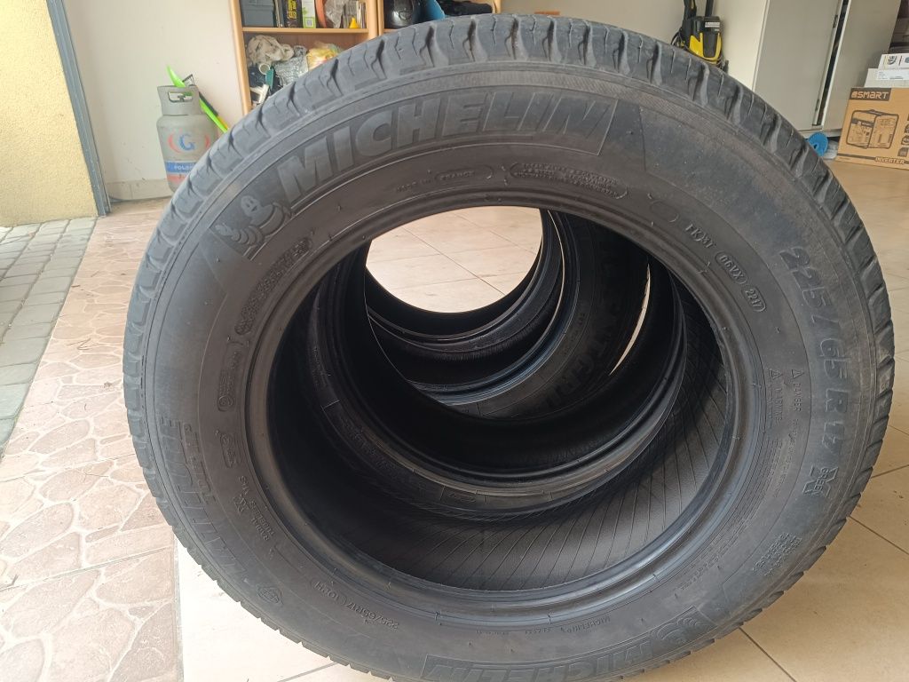 4 x Opony 225/65/R17