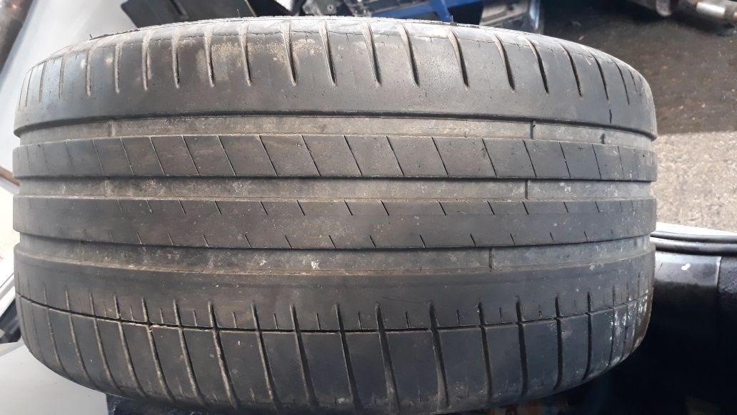 Opona Michelin pilot sport3 255-35   19