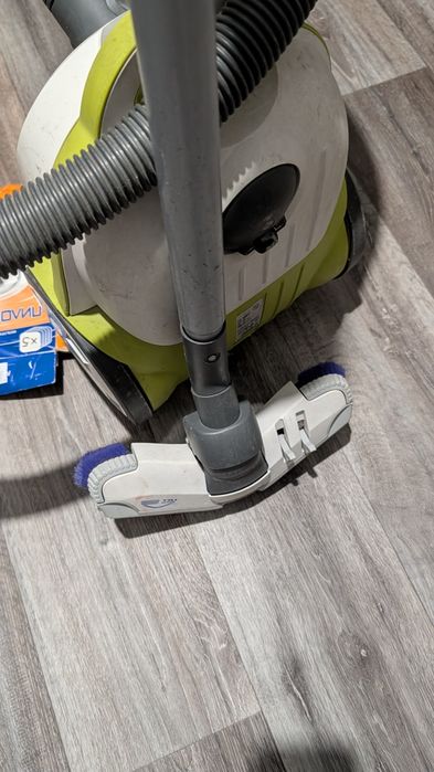 Пилосос бу робочий