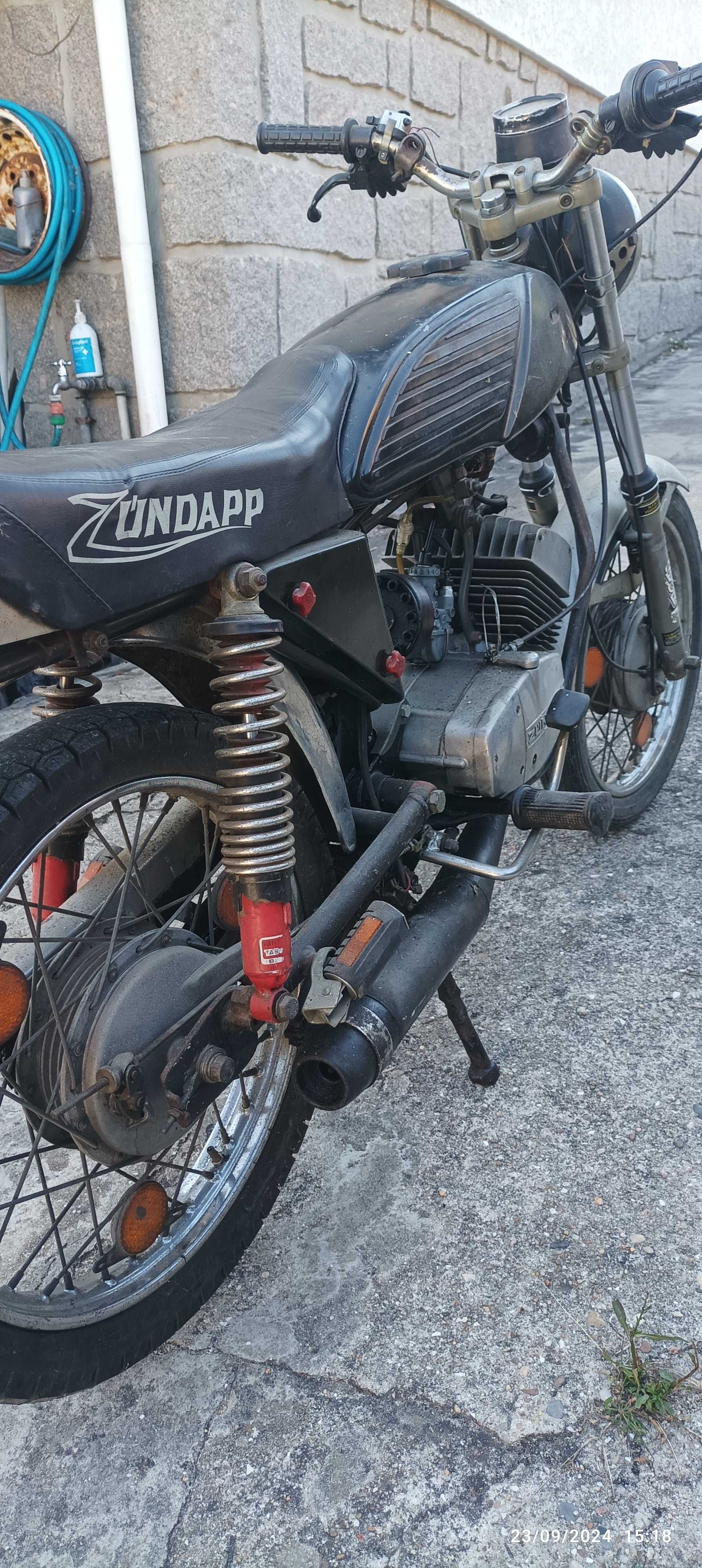 Zündapp XF 17 a andar de 1980