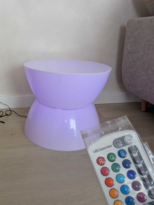 Stolik kawowy świecący LED Moree