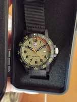 Годинник Luminox