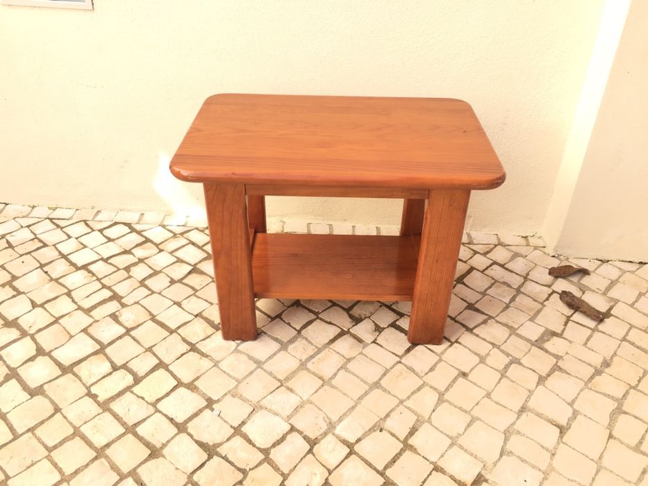 Mesa de apoio madeira maciça
