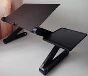 Regulowany stolik do laptopa