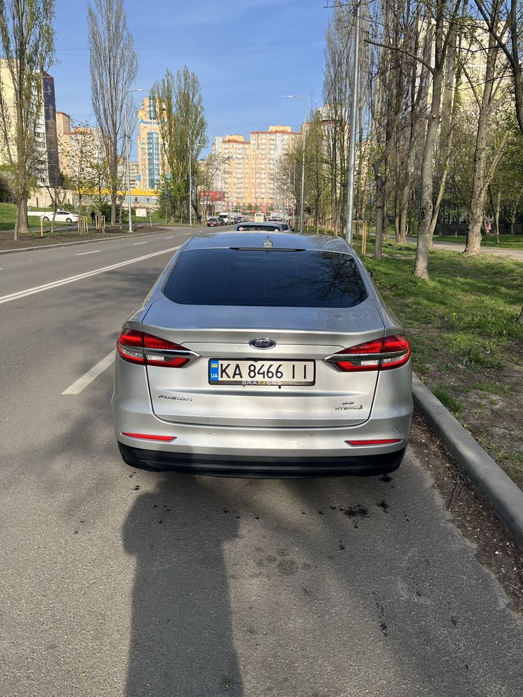 Ford fusion hybrid 2019