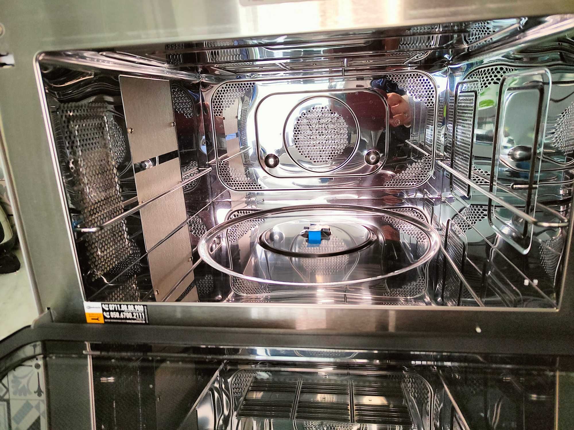 Kuchenka mikrofalowa wolnostojąca Bauknecht MW179 IN  Uszkodzony