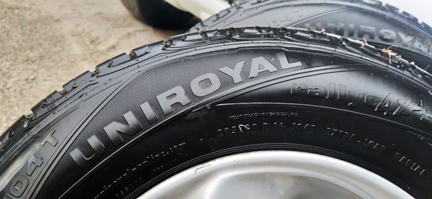 UniroyalFondmetal 205/80/16 Nissan Toyota Mitsubishi