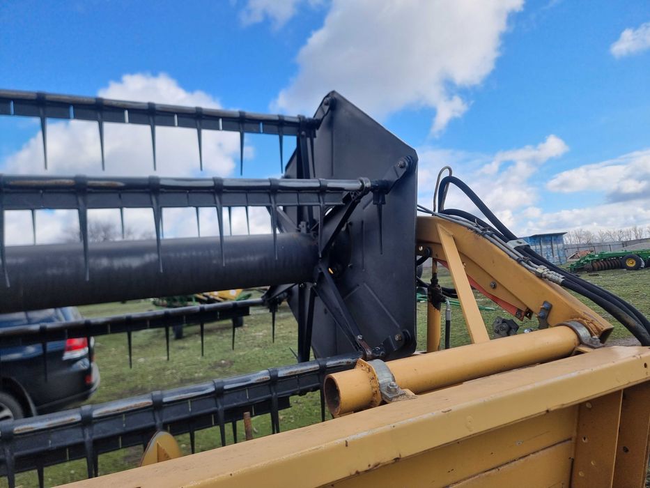 Жниварка КАТ-30 Fleks-  9 метрова, зернобобова  2010 року