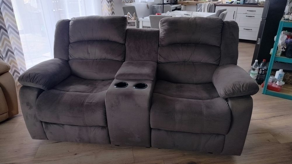Sofa dwuosobowa z funkcją relax