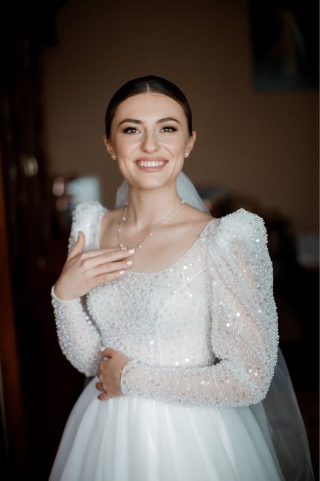 Весільна сукня