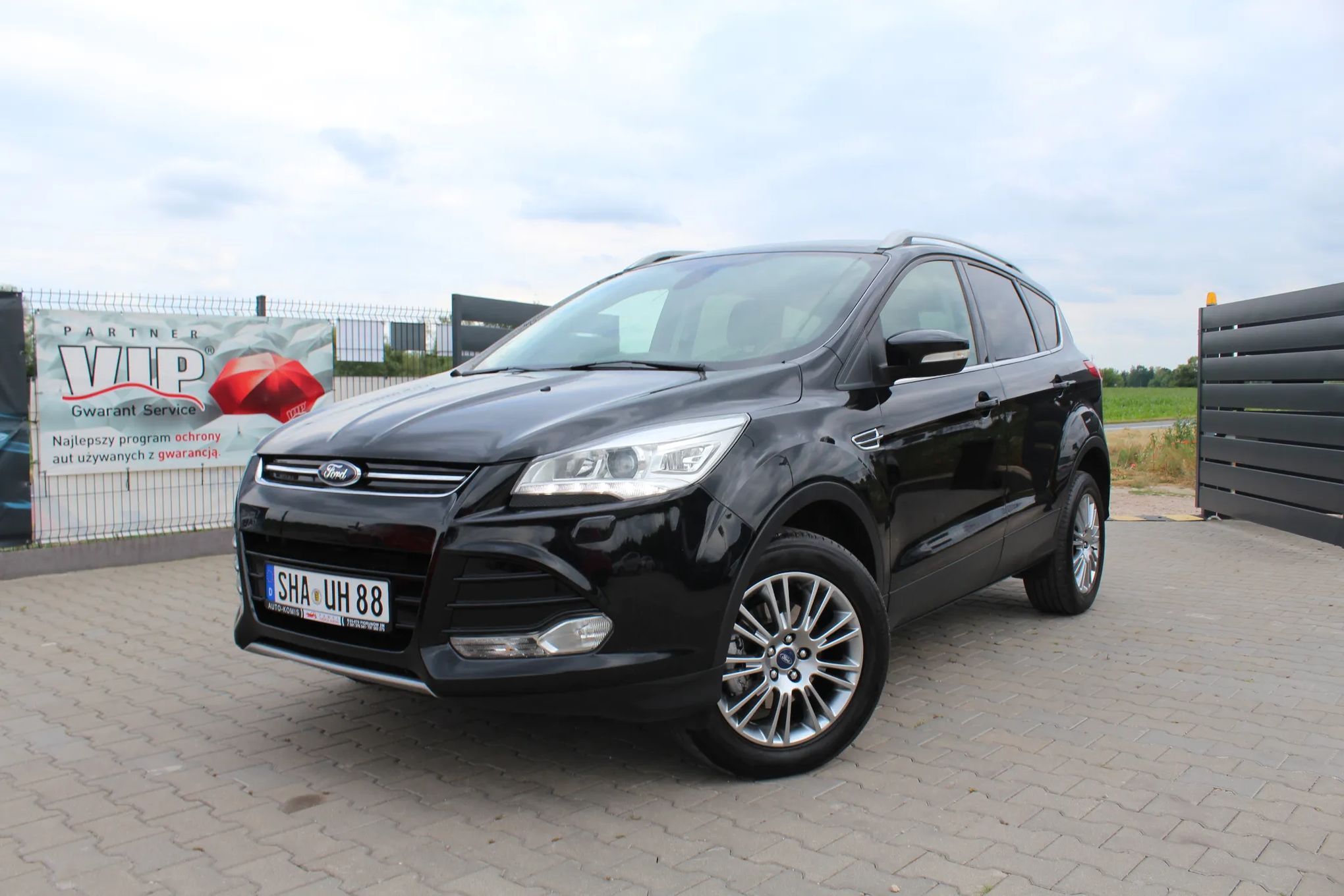 Ford Kuga 1.6 Benzyna 150km, Keyless, BI-Xenon, LED, ALU 17, EL. klapa,RATY