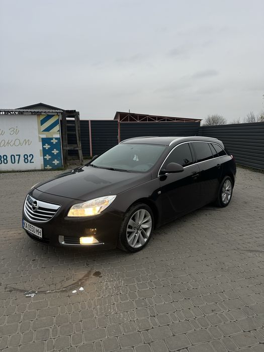 Продам Opel Insignia Sports Tourer