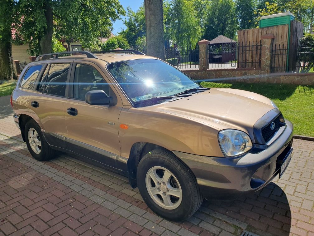 Hyundai Santa Fe 20crdi 4x4 Dobry Stan