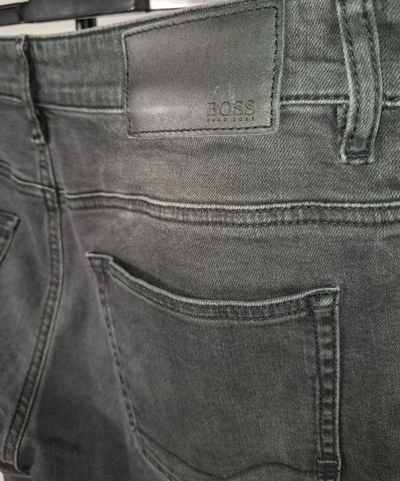 HUGO BOSS Jeans Delaware Spodnie Męskie 32/32 Oryginalne Super Stan