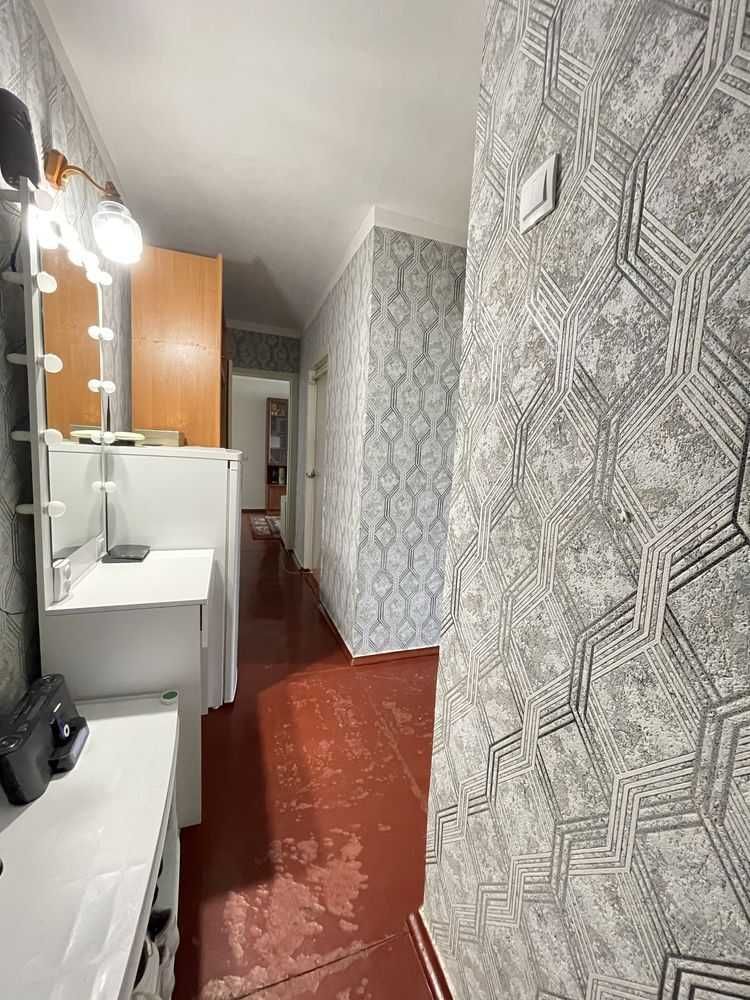 Продам 3 к квартиру 57м2