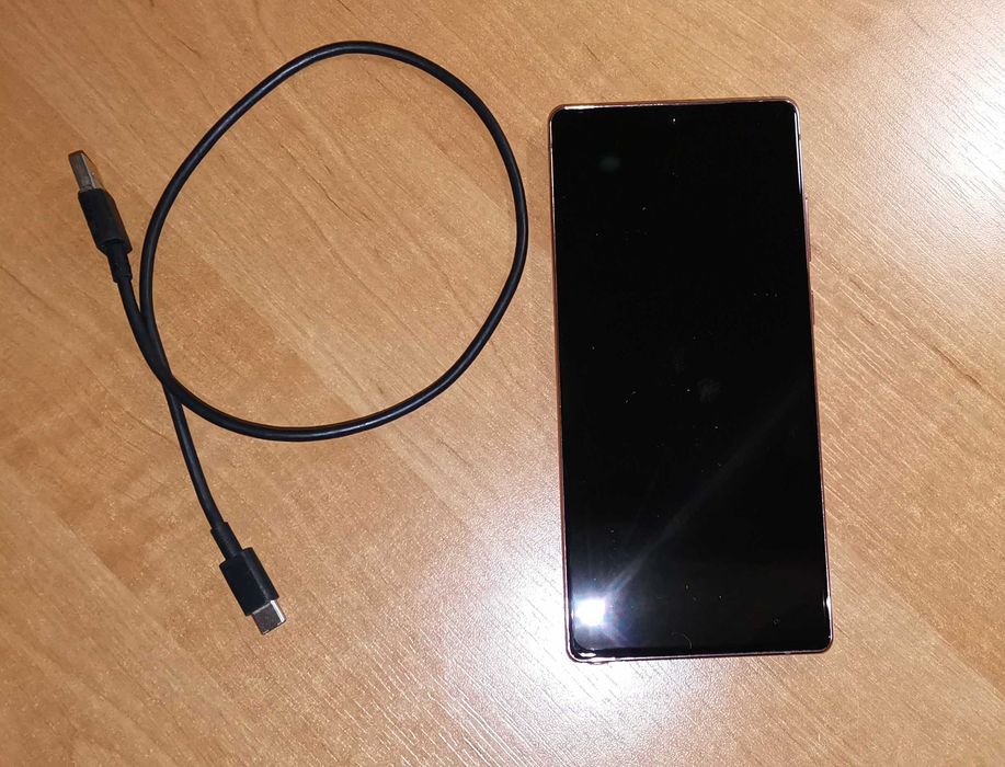 Sprzedam smartfon Samsung Note 20 256 gb.