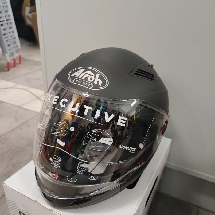 Kask Motocyklowy Airoh Executive Color Black Matt