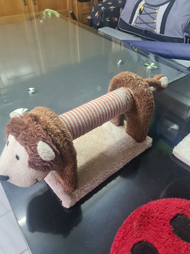 Arranhadores para Gatos...