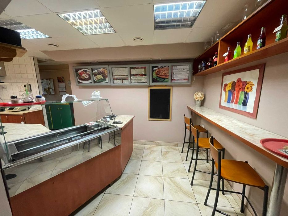 Sprzedam lokal + działający biznes - Pizzeria Pod Arkadami
