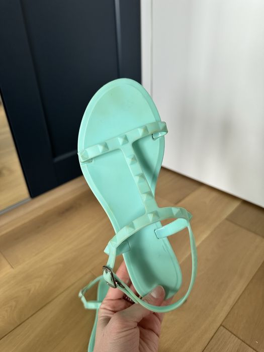 Sandałki gumowe Reserved r. 36