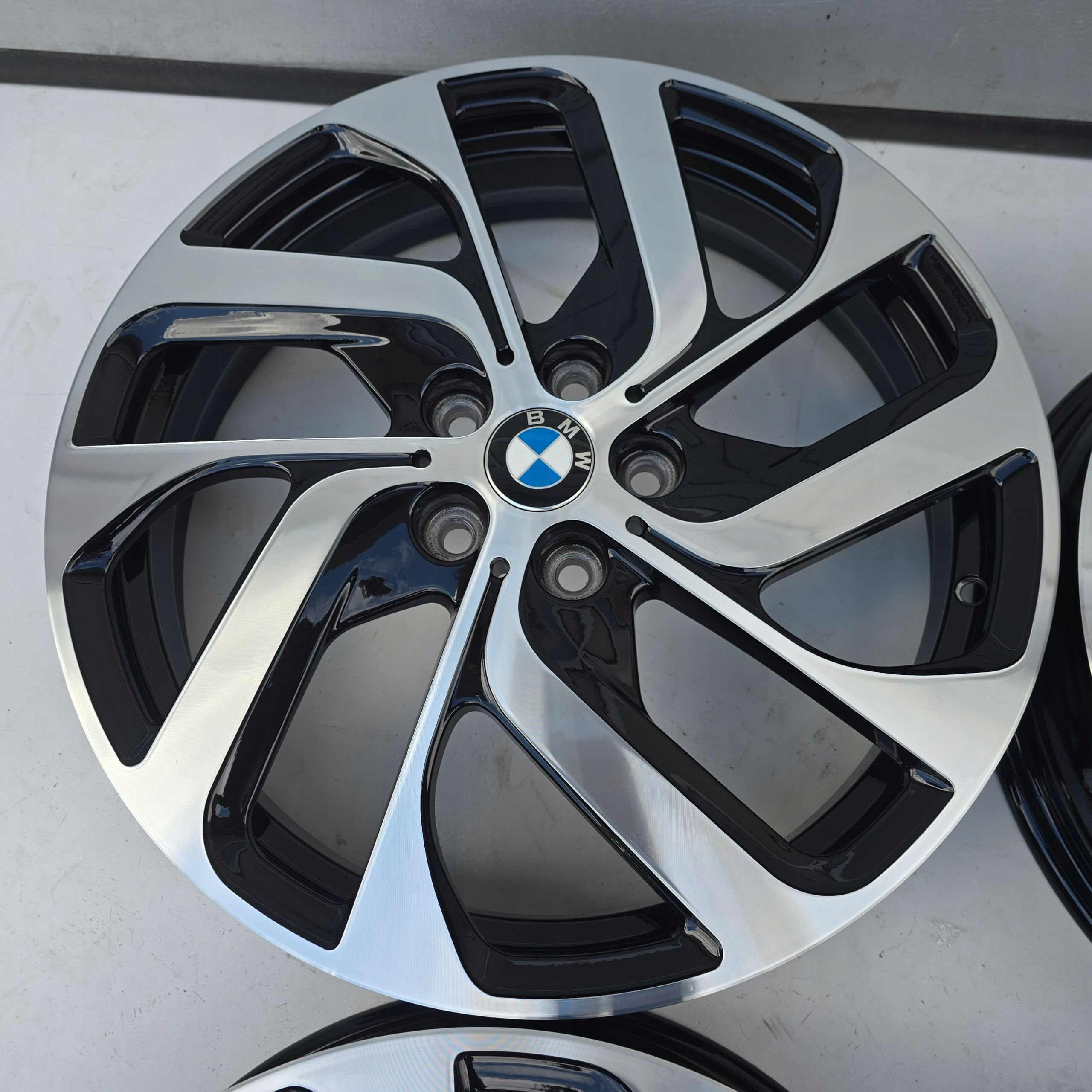 BMW I3 5x19 ET43 5X112 19'' 4X