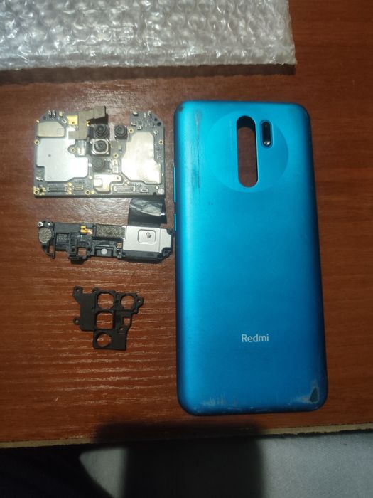 Продам лот телефонов Xiaomi