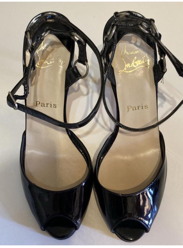Christian Louboutin-оригінал босоніжки