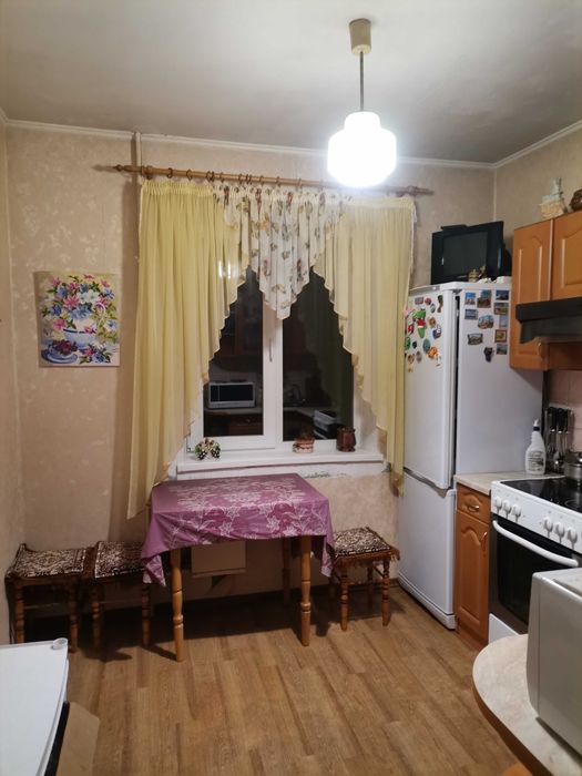 Здам кімнату для дівчини